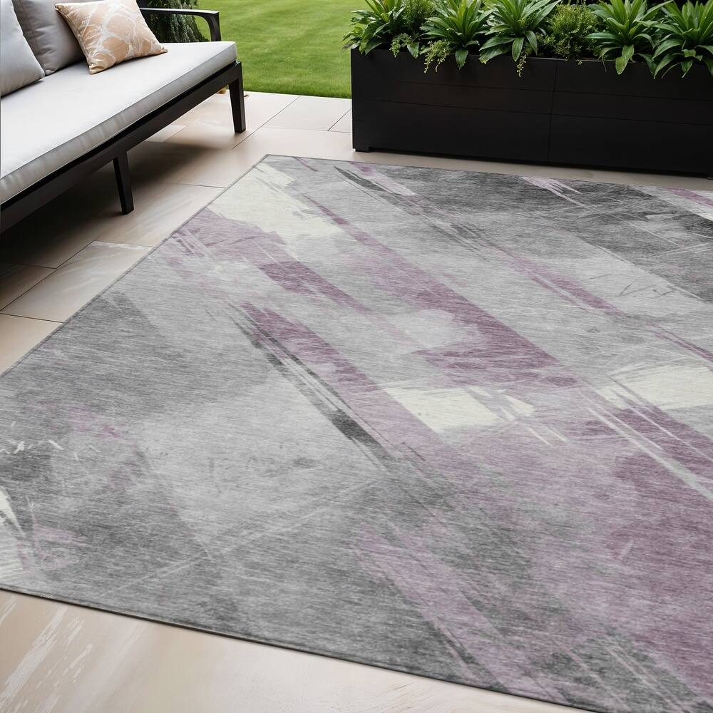HomeRoots Striped Transitional Rectangle Outdoor Rug