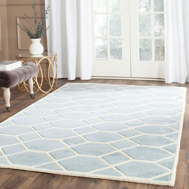 SAFAVIEH Handmade Chatham Abelle Modern Wool Rug
