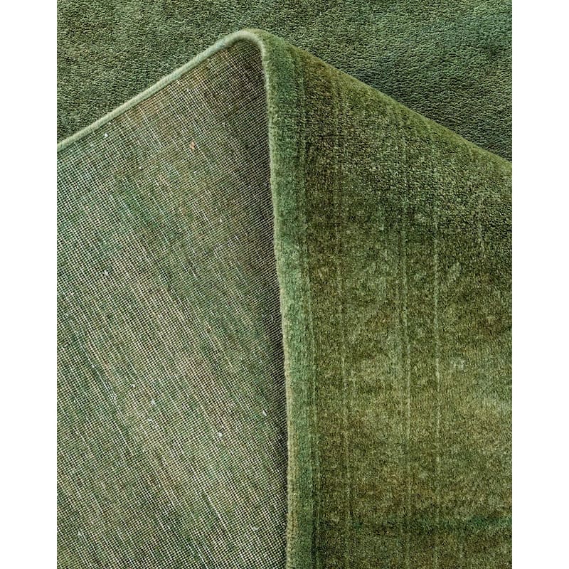 Fine Vibrance, One-of-a-Kind Hand-Knotted Area Rug - Green, 7' 10" x 10' 2" - 7' 10" x 10' 2"