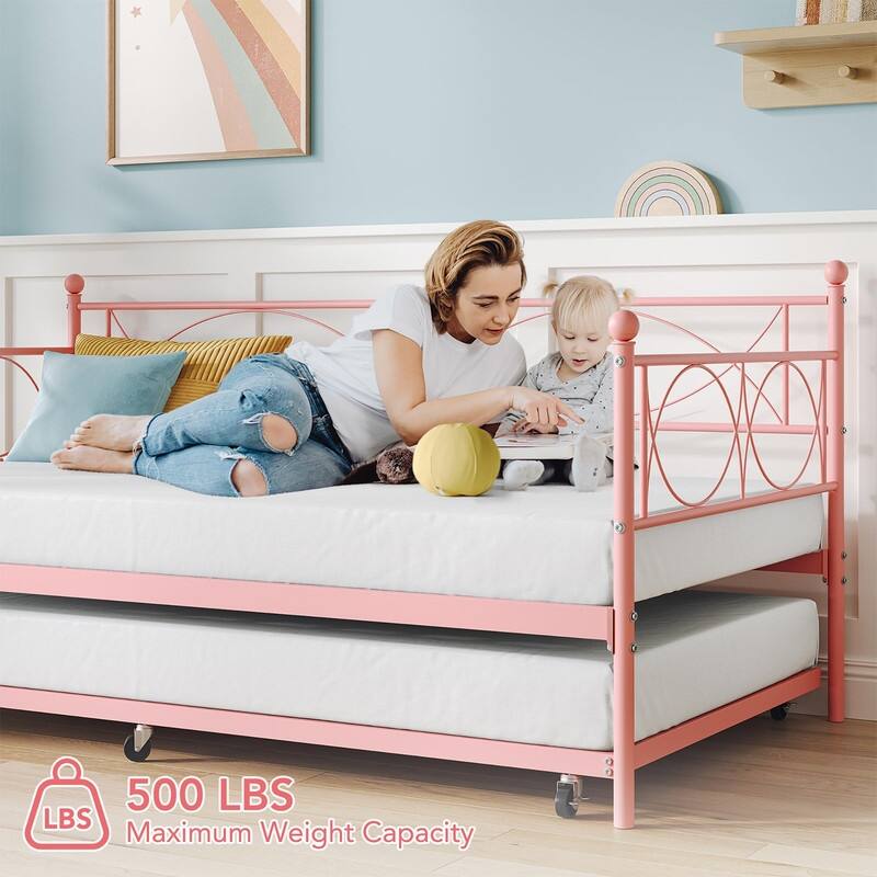 Twin Metal Daybed with Pull-Out Trundle