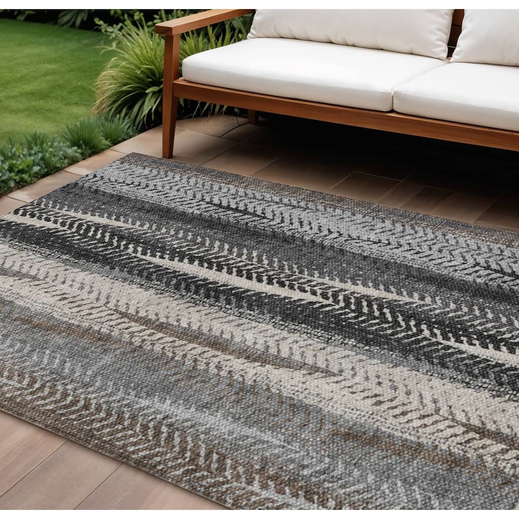 HomeRoots Botanical Leaves Transitional Rectangle Outdoor Rug