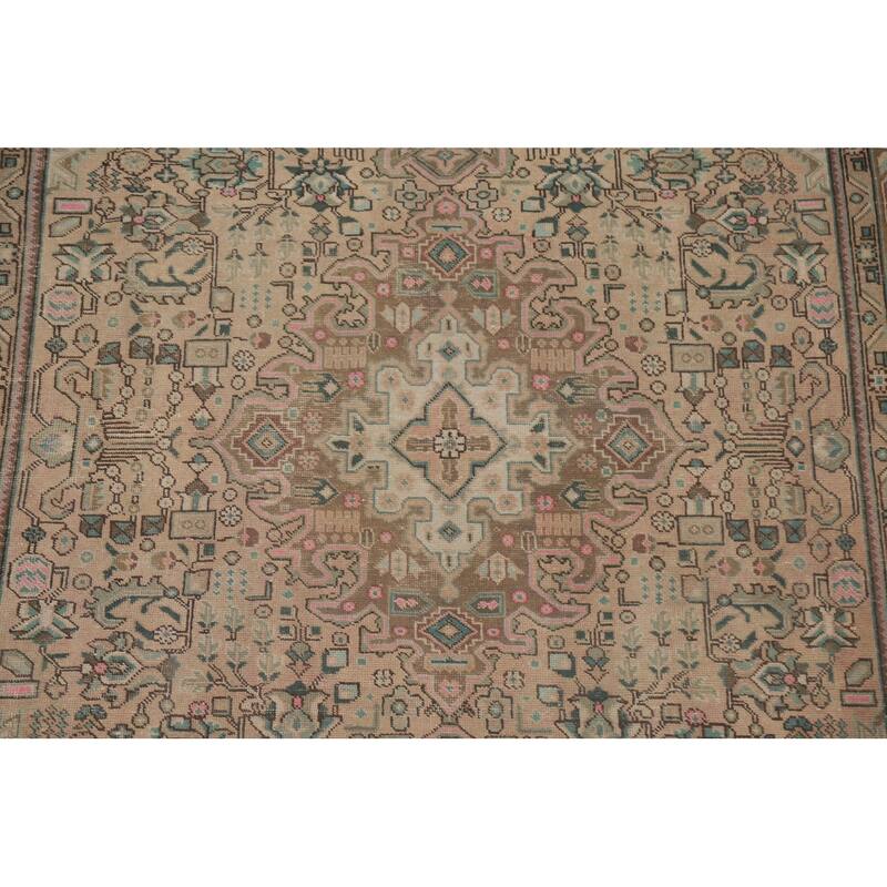 Hand Knotted Oriental 100% Wool Carpet Traditional Medallion Peach Tabriz Area Rug - 9' 7'' X 6' 7''