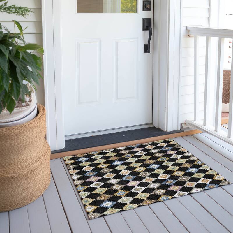 Machine Washable Indoor/ Outdoor Global Ahmet Chantille Rug - Black - 1'8" x 2'6"