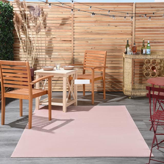 Nourison Essentials Solid Contemporary Indoor/ Outdoor Area Rug - 3' x 5' - Pink
