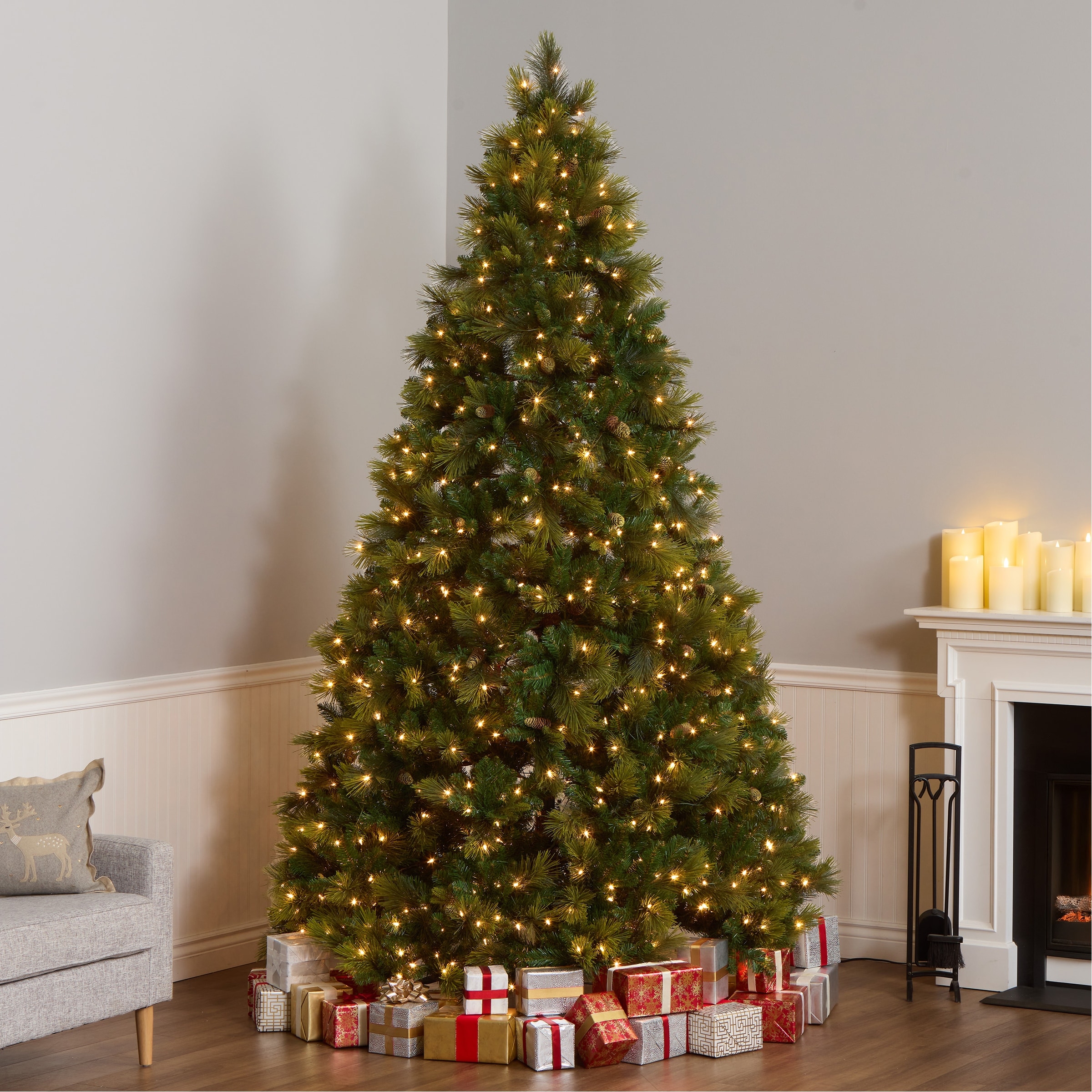 National Tree Company 9 ft Pre-Lit Carolina Pine Full Artificial Christmas Tree, 900 Clear Lights - 9 Foot