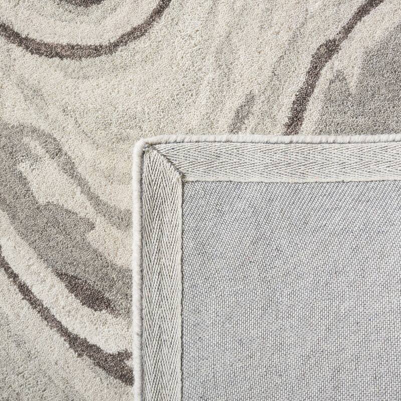 SAFAVIEH Handmade Soho Brittanie Modern Wool Rug
