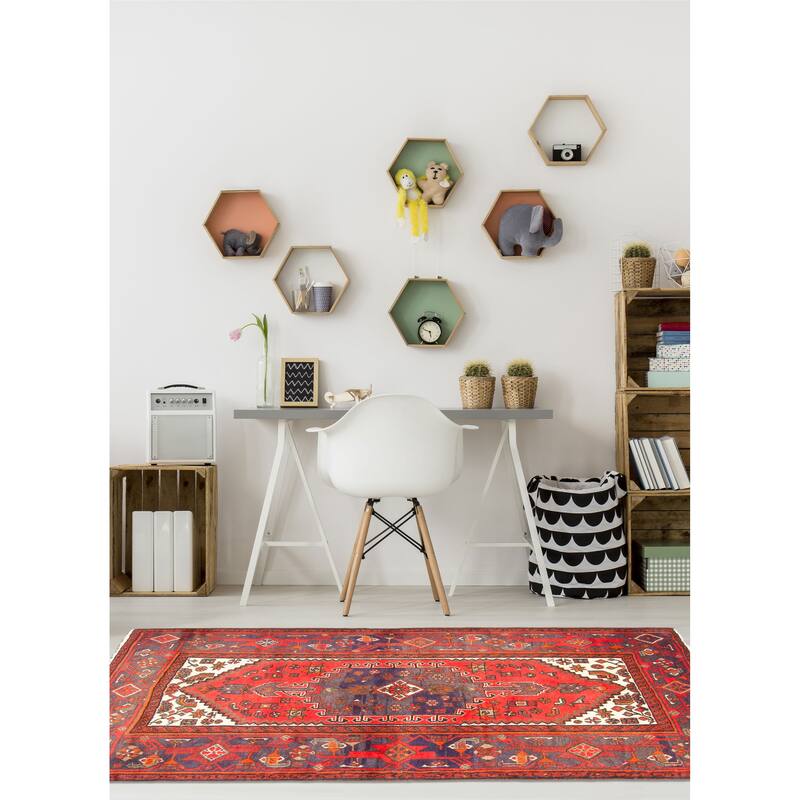 ECARPETGALLERY Hand-knotted Andelz Red Wool Rug - 4'4 x 6'5