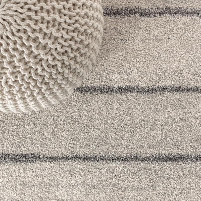 JONATHAN Y Alia Minimalist Stripe Area Rug