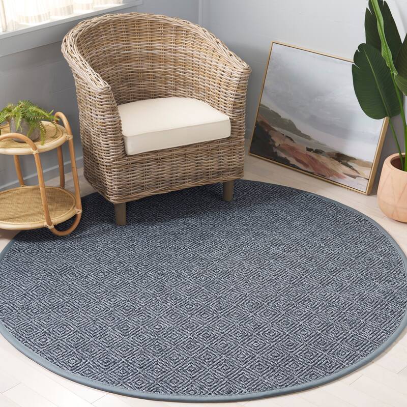 SAFAVIEH Napa Faux Sisal Winny Washable Indoor/Outdoor Rug - Weather Resistant & Easy Cleaning - Marble/Charcoal - 6' Round