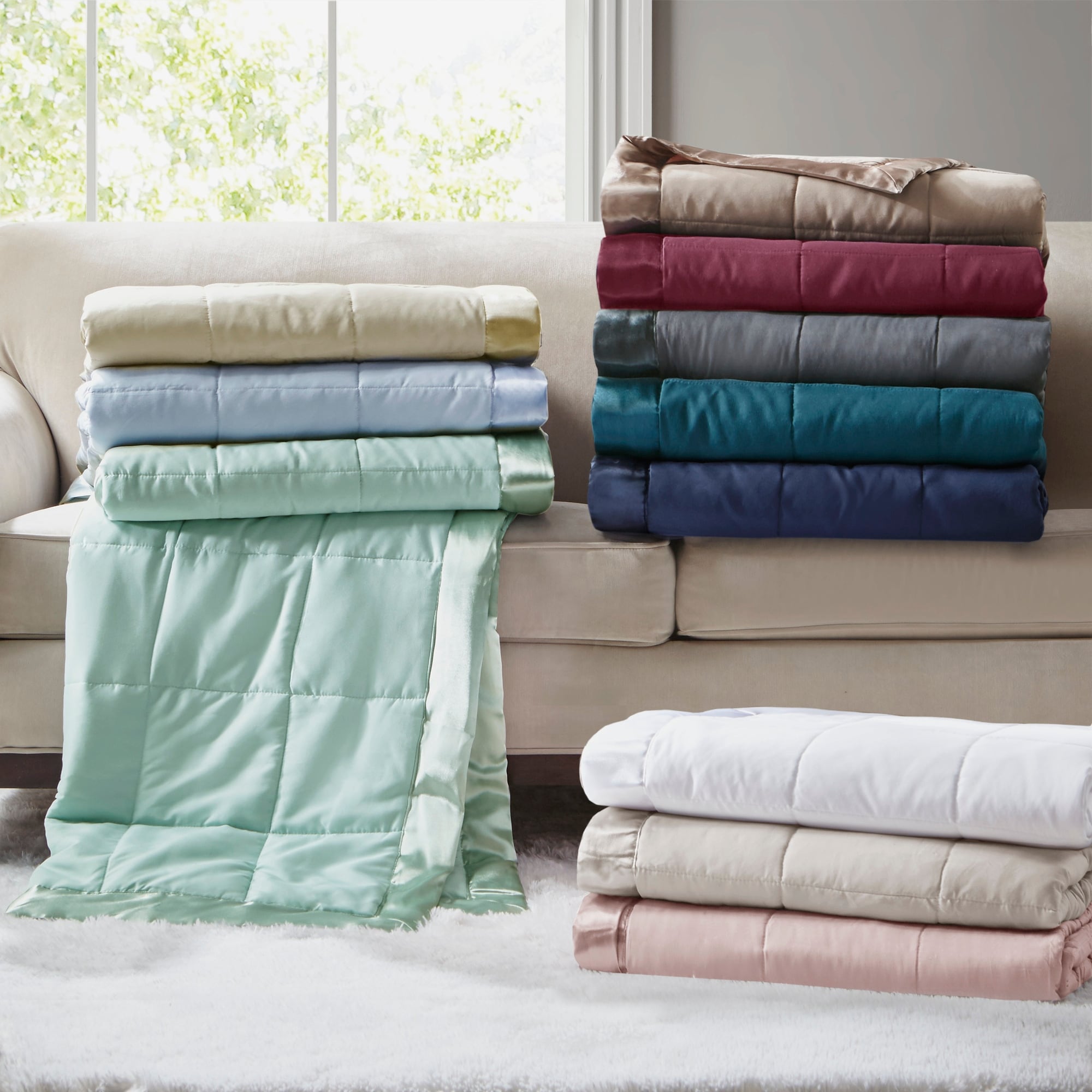 RACHEL Rachel Roy Solid Silky Flannel Fleece Oversized Throw Blanket - Bed  Bath & Beyond - 33238836