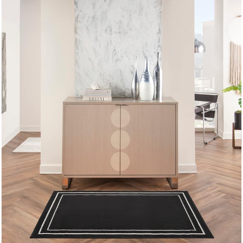 Nourison Essentials Indoor/Outdoor Solid Area Rug - 3' x 5' - Black/Ivory
