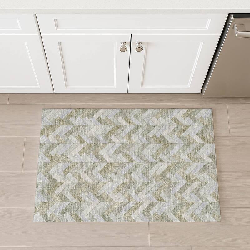 Machine Washable Indoor/ Outdoor Modern Chevron Chantille Rug