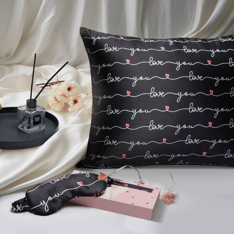 Wonderful Mulberry Silk Pillowcase and Eyemask Set