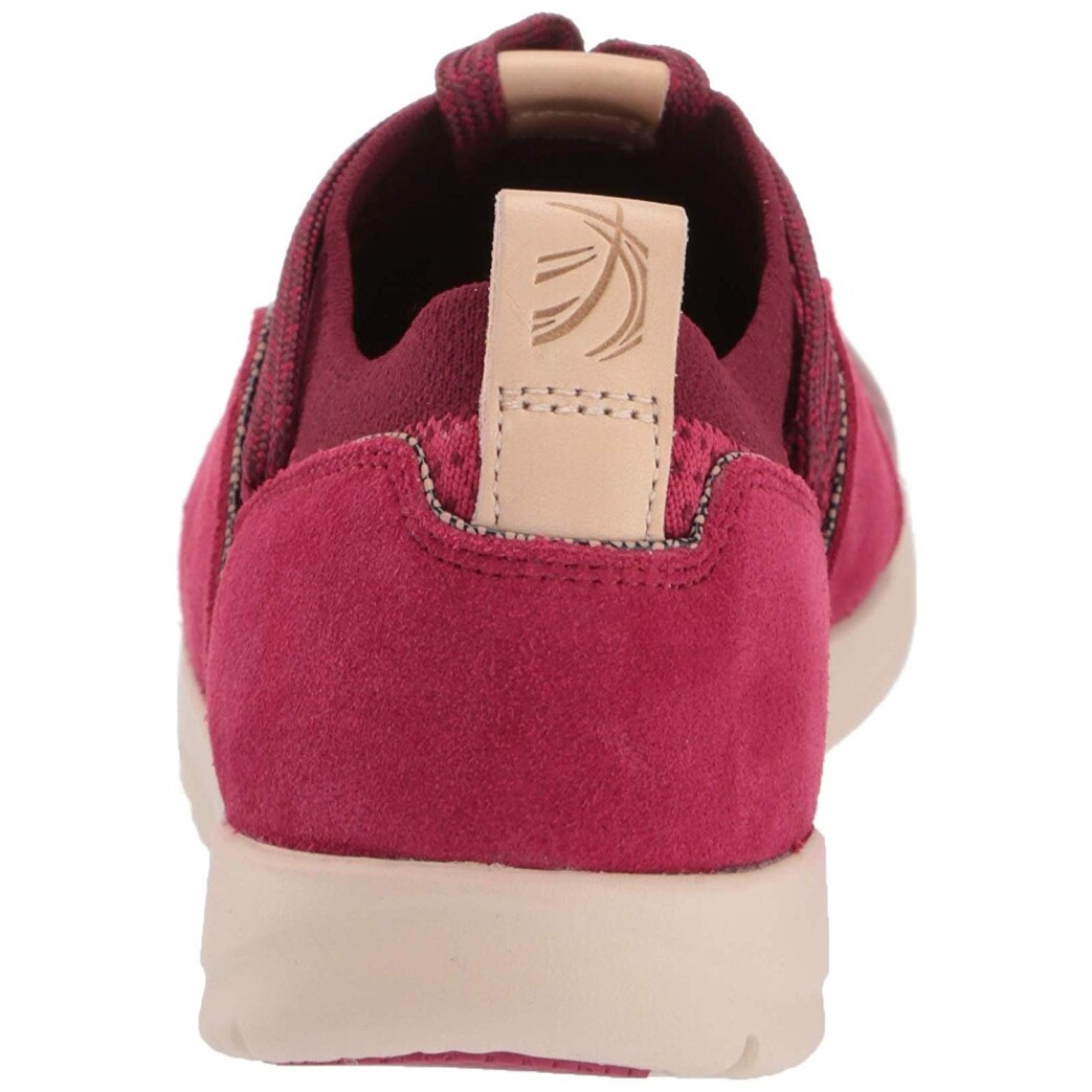 clarks trigenic amelia