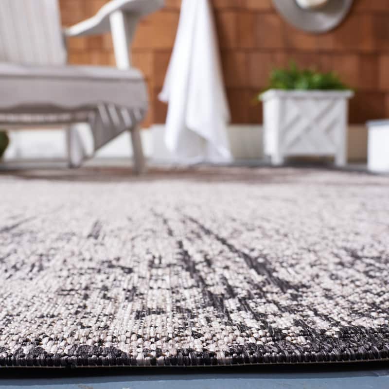SAFAVIEH Courtyard Sabaha Indoor/Outdoor Waterproof Patio Backyard Rug