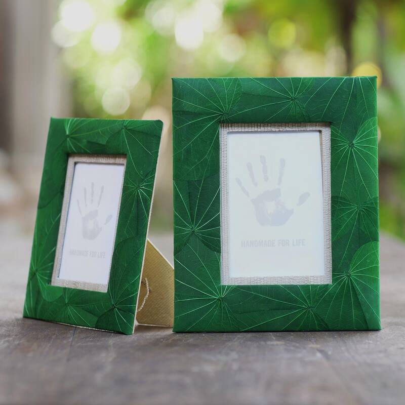 Novica Handmade Autumn Spirit In Green Natural Fiber Photo Frames (Pair)