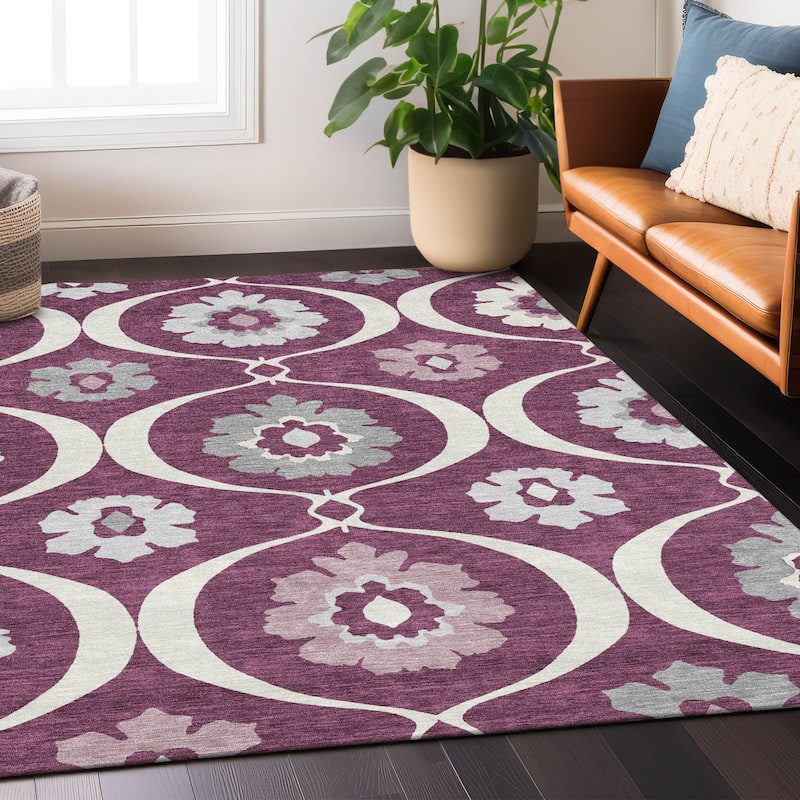 Machine Washable Indoor/ Outdoor Chantille Floral Geo Rug