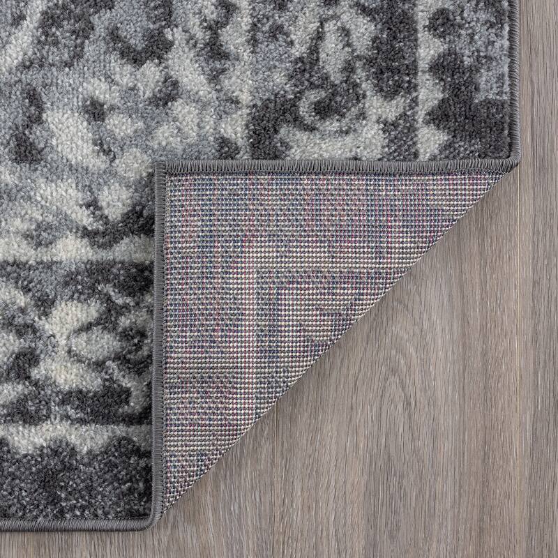 Gematria Bohemian & Eclectic Oriental Indoor Area Rug