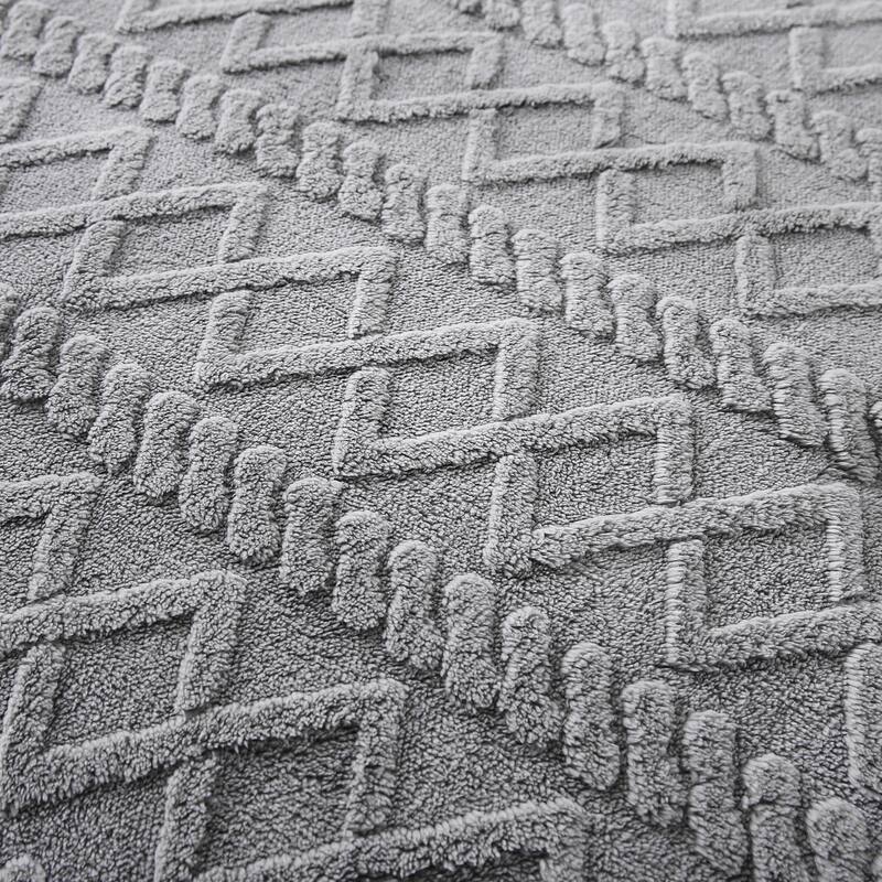 Three Dimensional Carved Plush Comforter Set