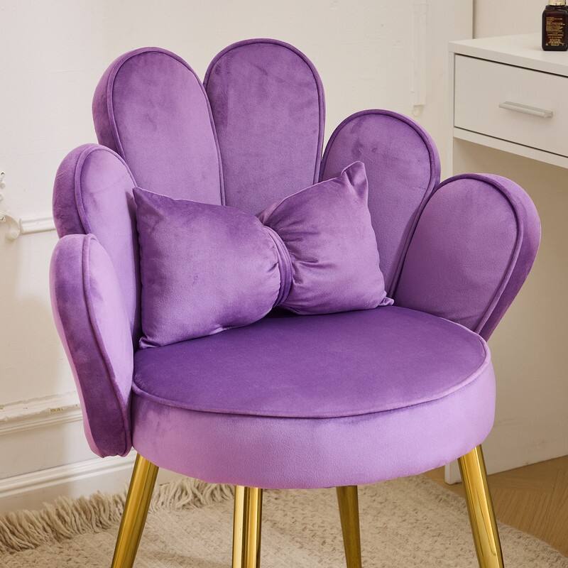 Scalloped Petal Velvet Accent Chair with Pillows