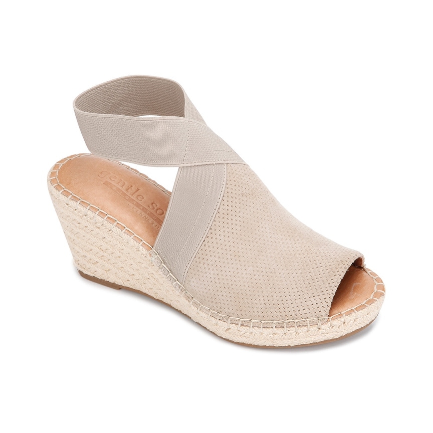 kenneth cole gentle souls wedge