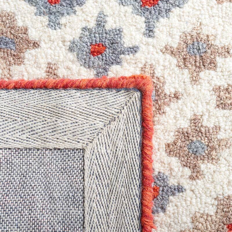 SAFAVIEH Handmade Aspen Lorida Boho Wool Rug