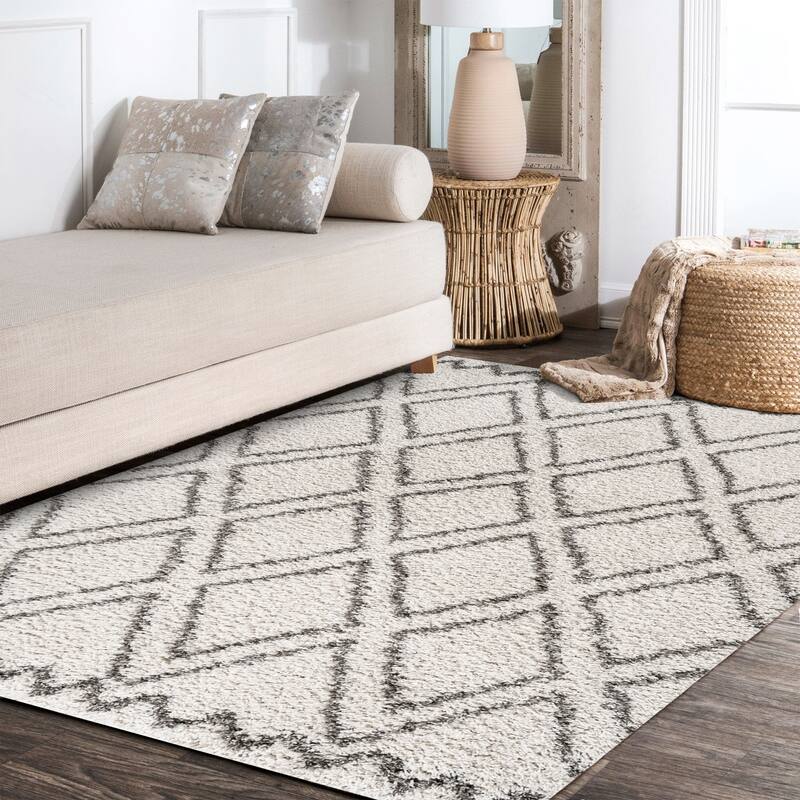 JONATHAN Y Algaida Diamond Trellis Shag Area Rug