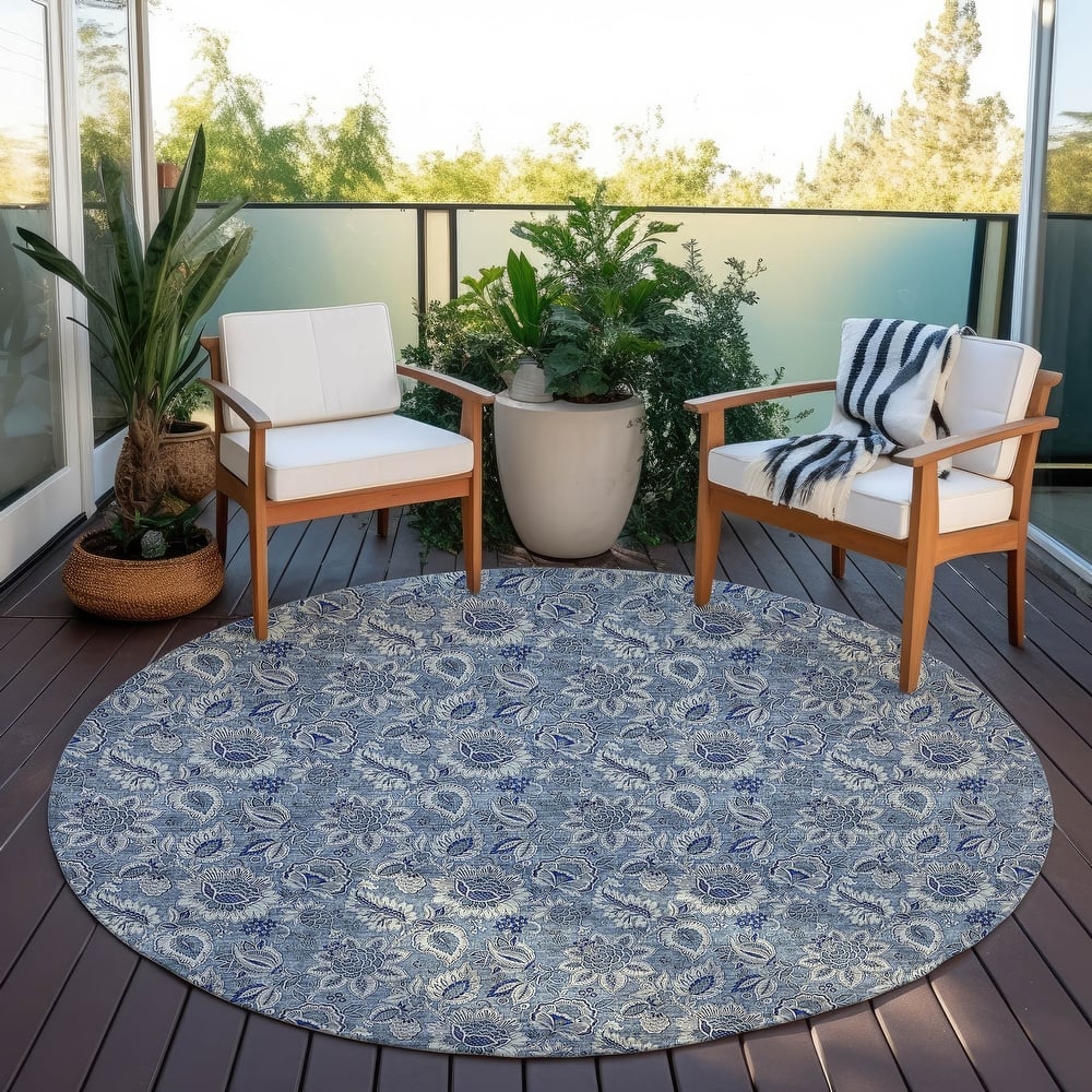 Machine Washable Indoor/ Outdoor Chantille Floral Farmhouse Rug