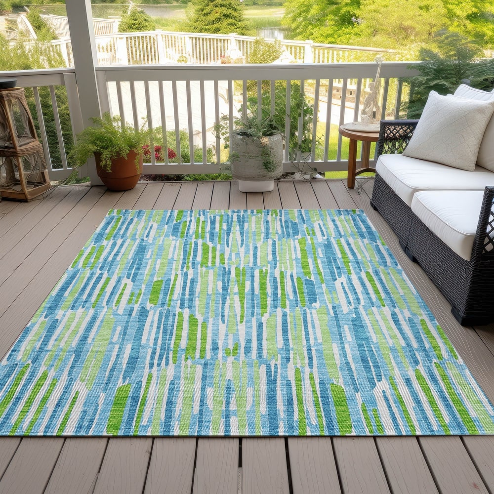 Machine Washable Indoor/ Outdoor Chantille Abstract Watercolor Rug