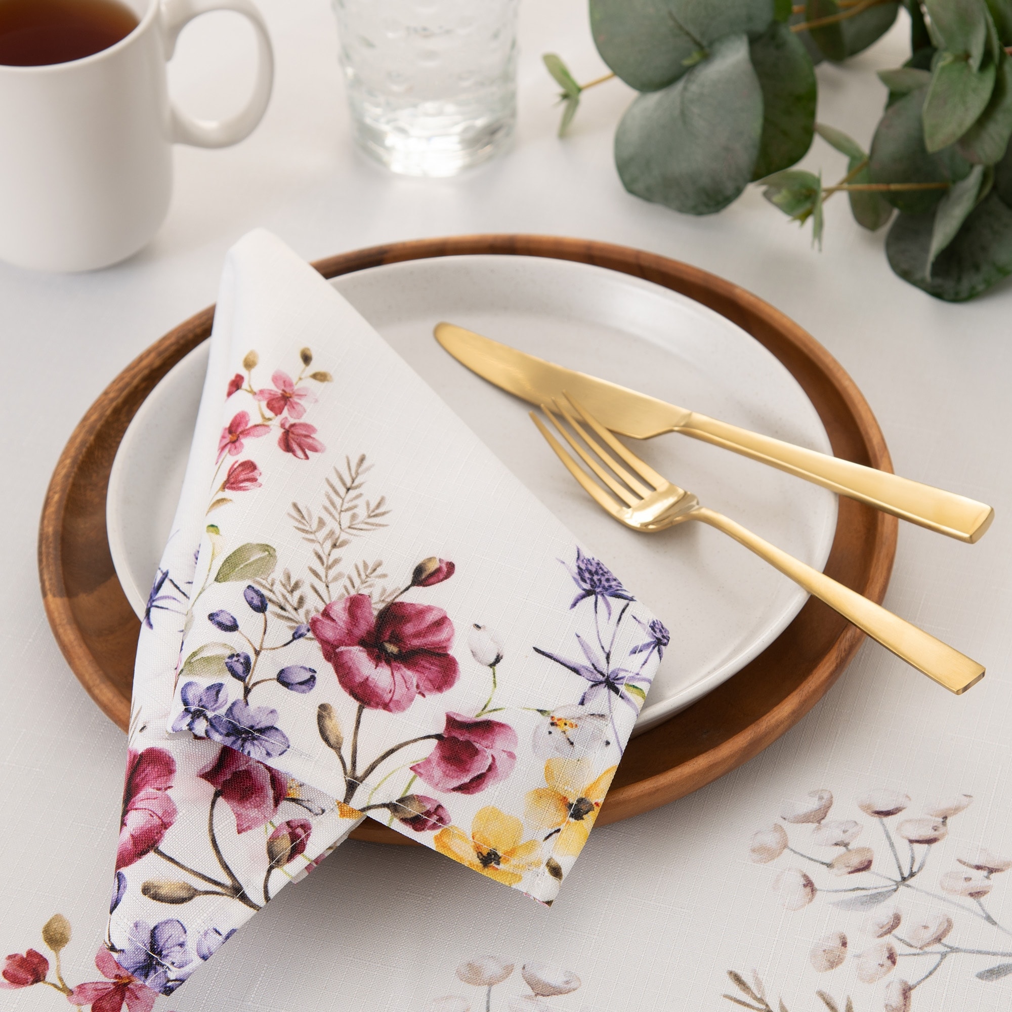 Poppy Wildflower Bordered Napkin Set of 4 - 17x17