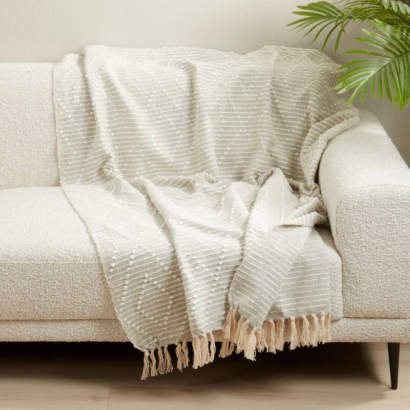 Woven Throw Blanket With Diamond Design