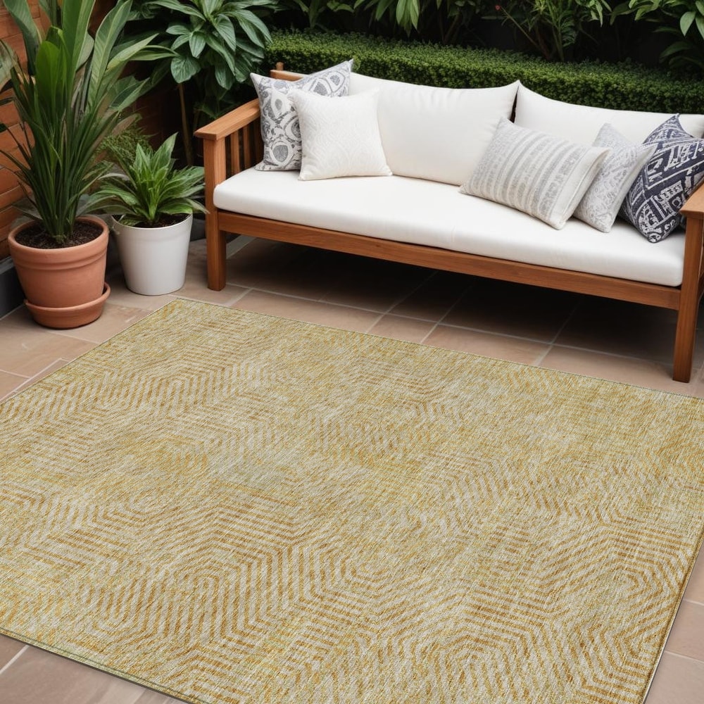 HomeRoots Geometric Transitional Rectangle Outdoor Rug