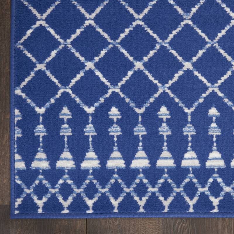 Hike Power Loomed Distressed Non Skid Stain Resistant Area Rug By HomeRoots - 120' X '84' X '0.39