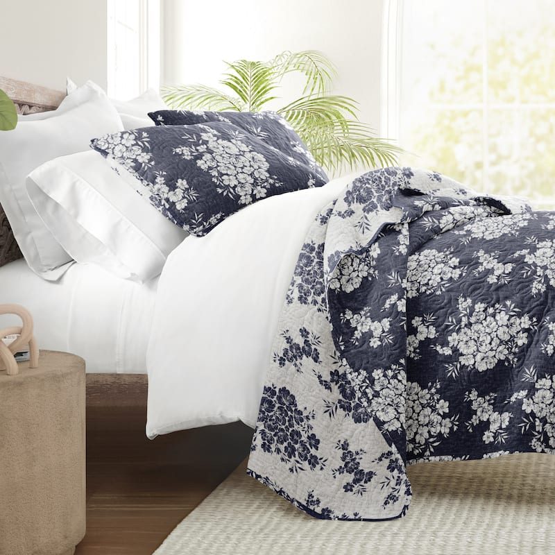 Becky Cameron All Season 3 Piece Distressed Bouquet Reversible Quilt Set