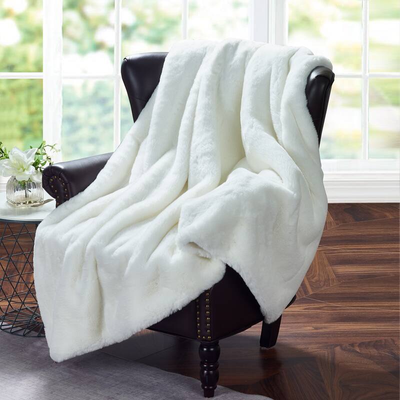 Heavy FauxFur Throw -50''x60''/60''x80'' - 50" x 60" - Bright White