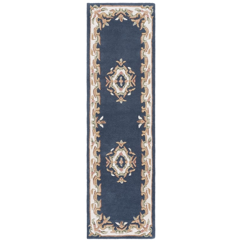 SAFAVIEH Handmade Aubusson Hale Traditional Wool Rug.