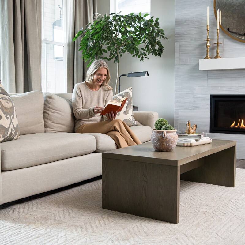 Maven Lane Zeno Rectangular Coffee Table