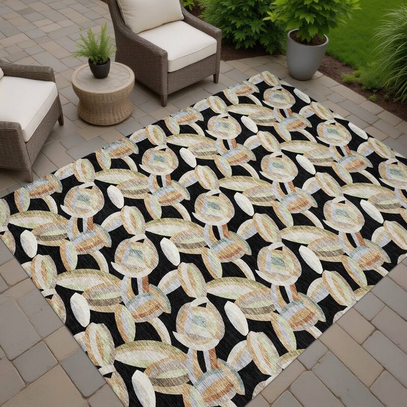 Machine Washable Indoor/ Outdoor Modern Heli Chantille Rug