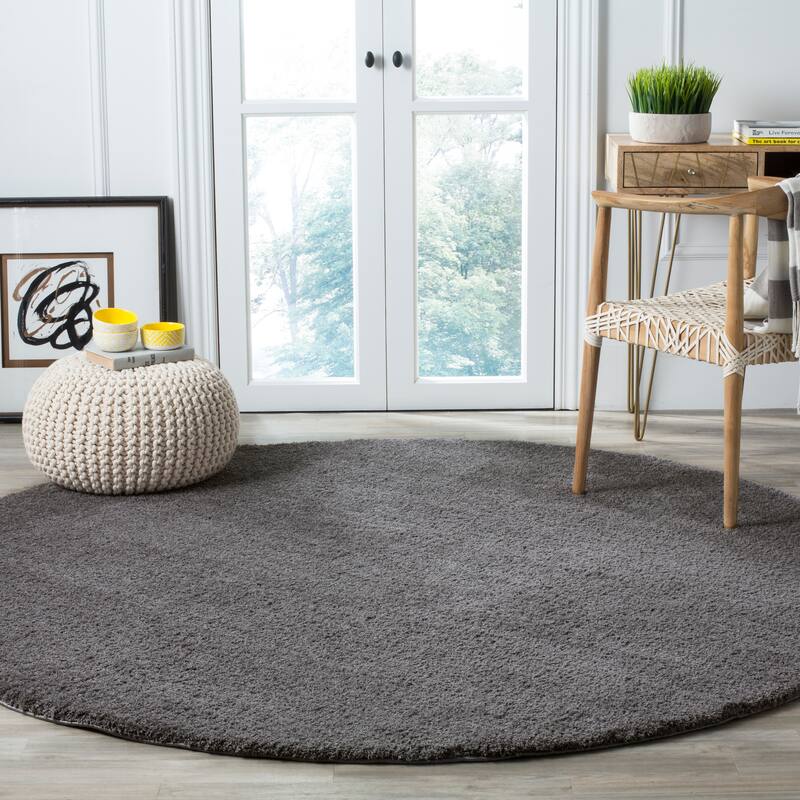 SAFAVIEH Velvet Shag Eusebia Solid Polyester Rug - 6'7" Round - Grey