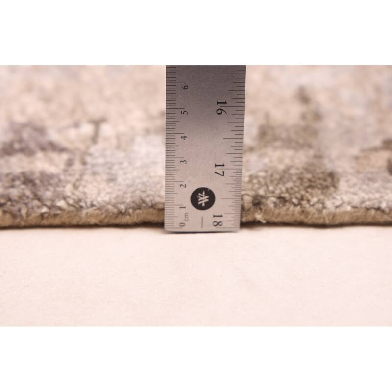 ECARPETGALLERY Hand-knotted Legacy Taupe Silk Rug - 6'5 x 9'8