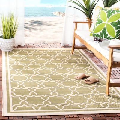 SAFAVIEH Courtyard Thomasina Indoor/ Outdoor Patio Backyard Rug