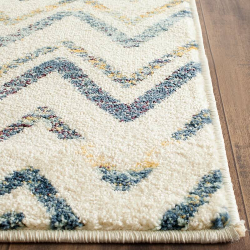 SAFAVIEH Evoke Lissa Distressed Vintage Boho Rug