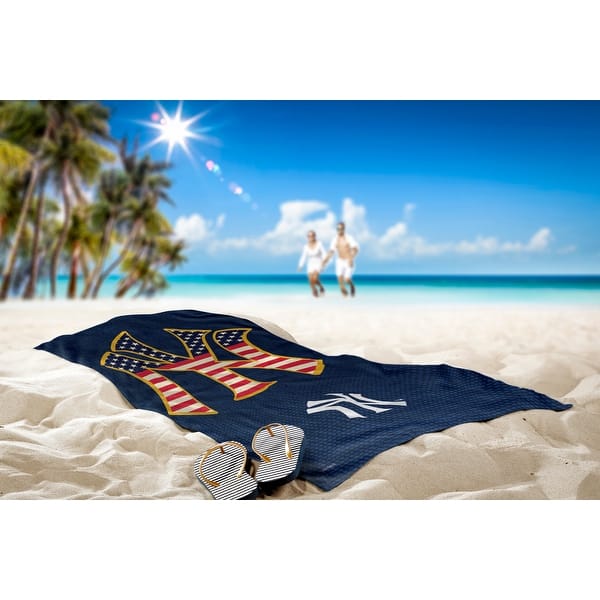 MLB Celebrate Series New York Yankees Printed Beach Towel 30