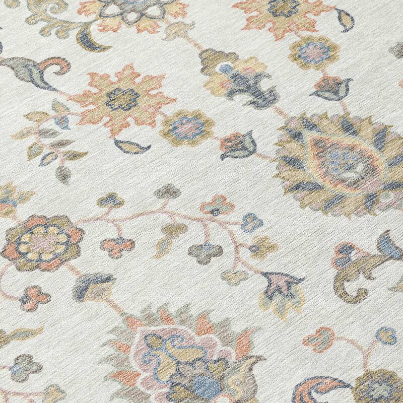 Machine Washable Indoor/ Outdoor Traditional Basalt Chantille Rug