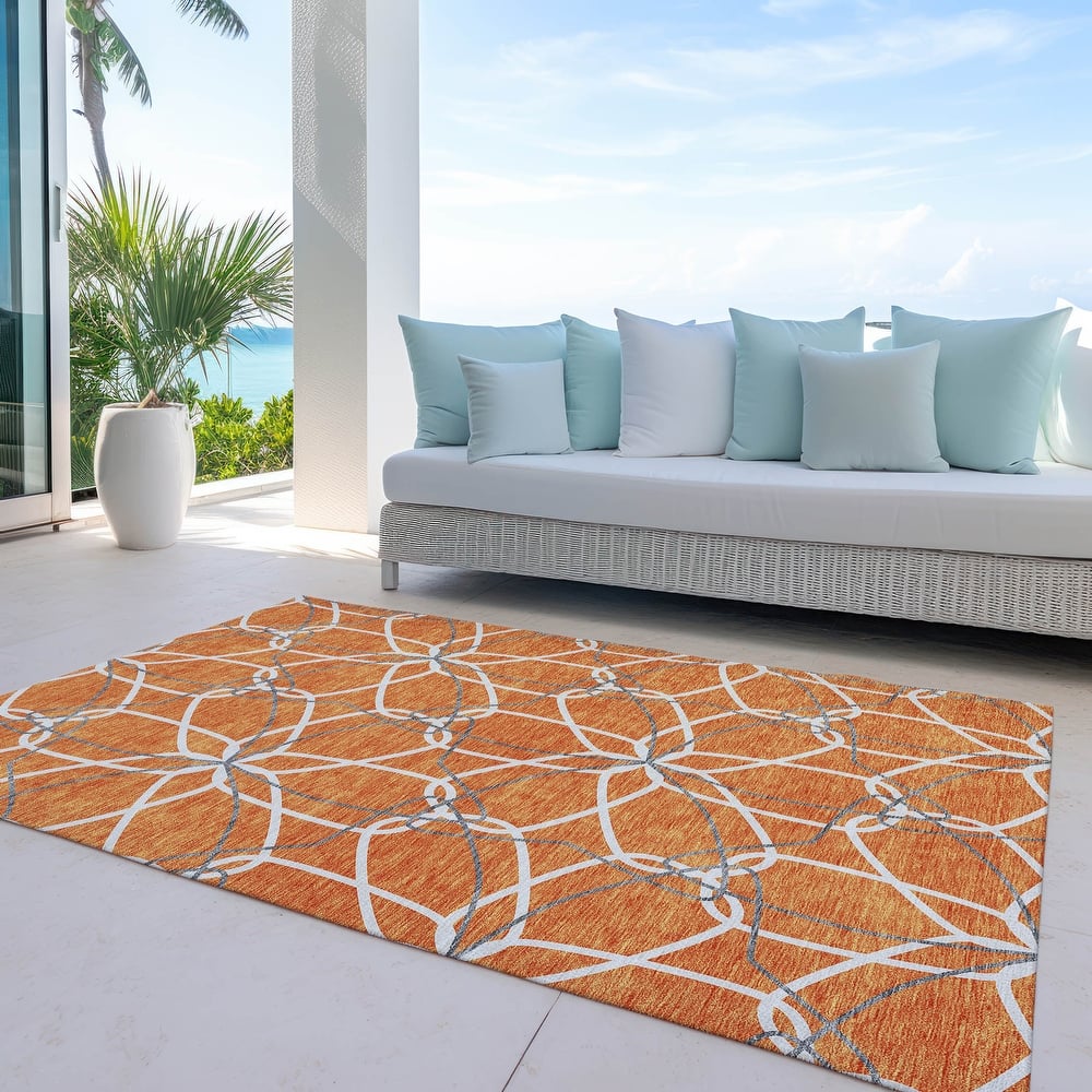 Machine Washable Indoor/ Outdoor Abstract Prism Chantille Rug