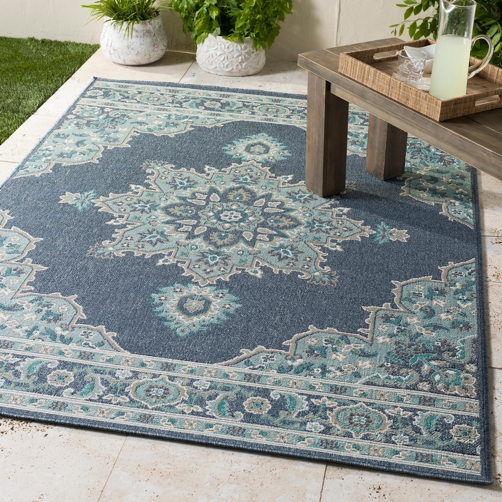Livabliss Cesare Medallion Indoor/ Outdoor Area Rug