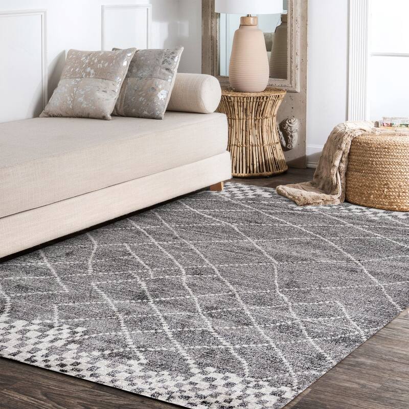 JONATHAN Y Ifrane Moroccan Modern Diamond Area Rug