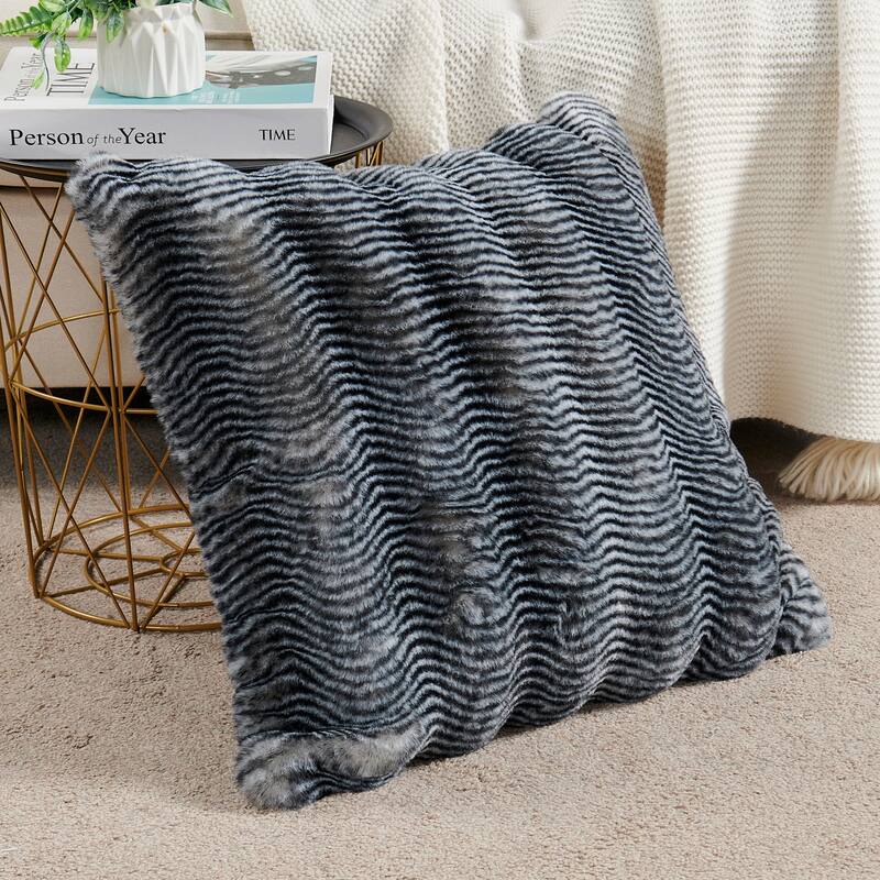 1 Pc Thick Stripe ImitativeRabbit FauxFur Pillow Shell