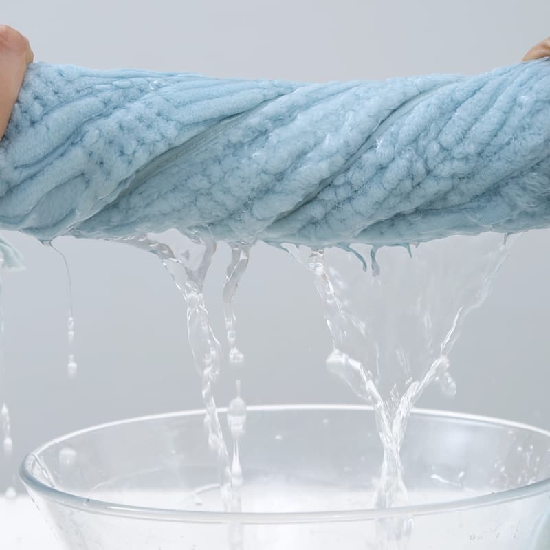 2 Pack Premium Jacquard Fleece Bath Towel, Velvet Highly Absorbent Towels 30"x60"