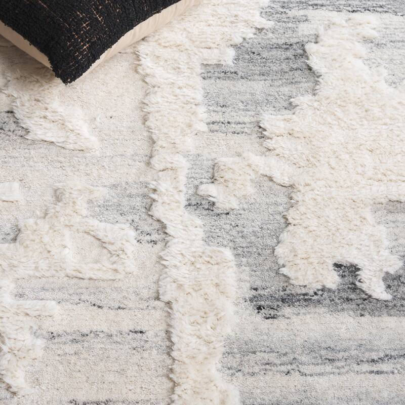 SAFAVIEH Handmade Casablanca Reidunn Wool Rug